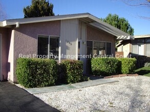 Building Photo - 1705 Kings Dr