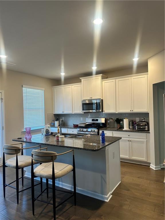 Foto del edificio - 7226 Gladstone Cir