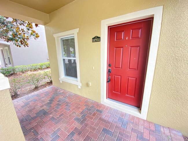 Photo - 5 bed / 2.5 bath Lake Nona Townhome!