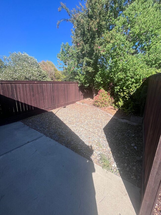 Foto del edificio - CUTE ONE BEDROOM ONE BATH HOME IN GRANITE ...