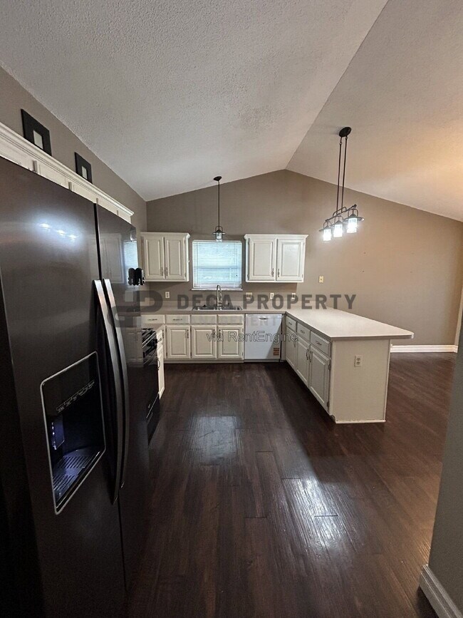 Foto del edificio - 4175 Whitehall Dr