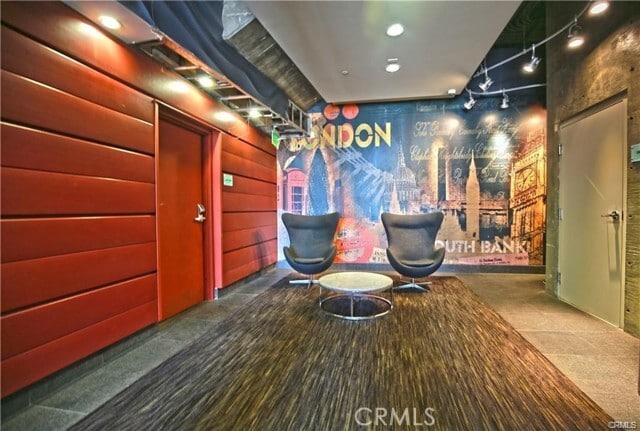 Building Photo - 133 S Los Robles Ave