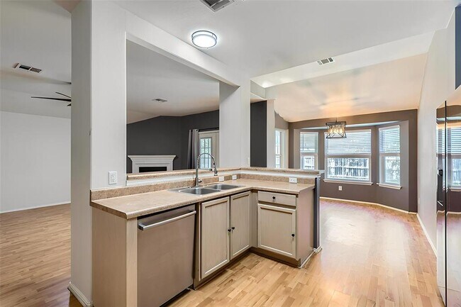 Foto del edificio - 3706 Haleys Way