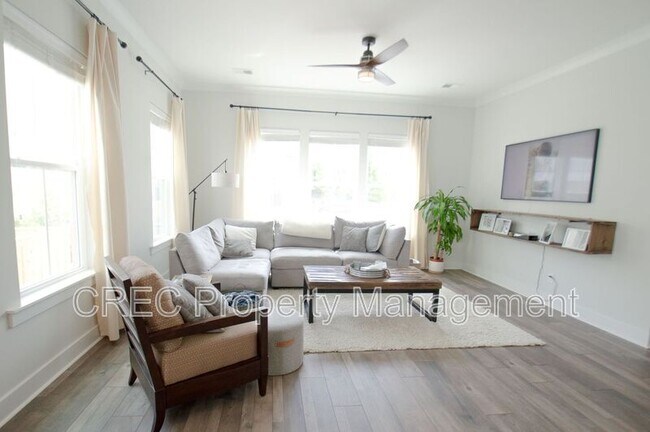 Foto del edificio - 4507 Finn Blvd