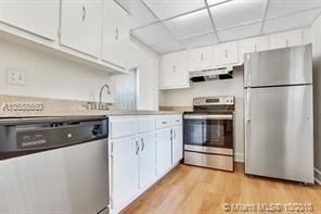 Foto del edificio - 2 br, 2 bath  - 7600 NW 5th St Unit