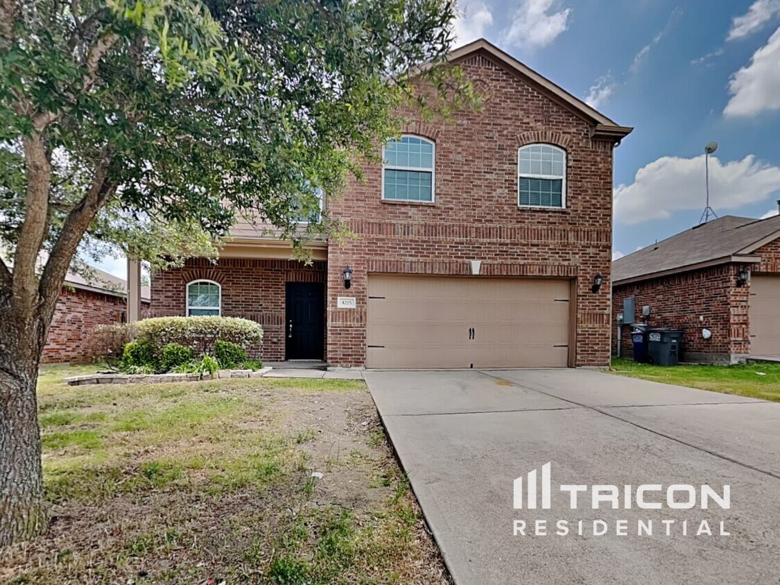 Foto principal - 4225 Elderberry St