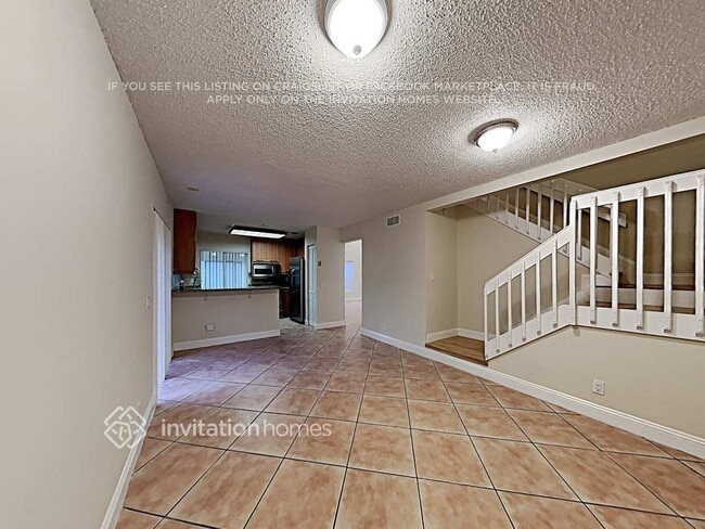 Building Photo - 1305 Seagrape Cir