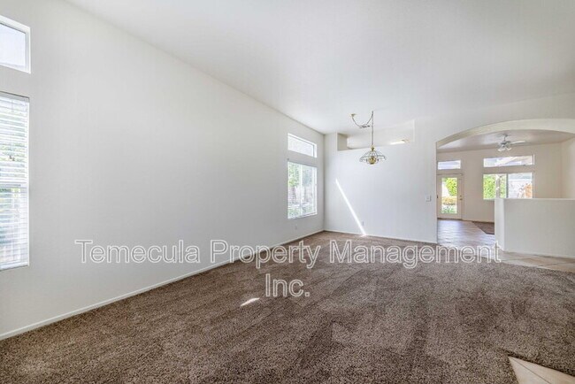 Foto del edificio - 26440 St Ives Ct