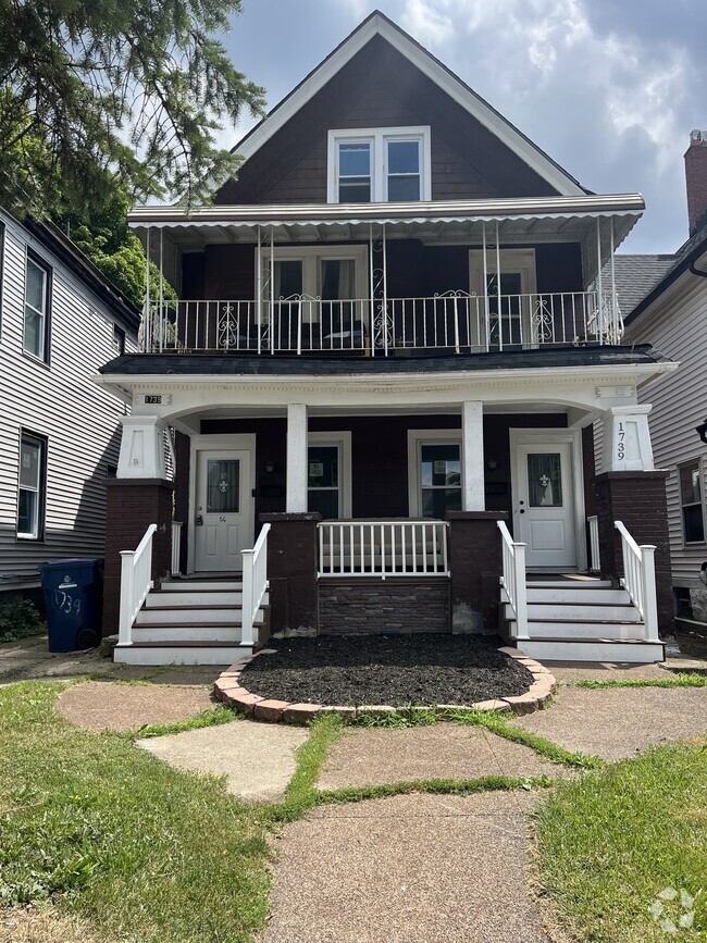 Building Photo - 1739 Amherst St