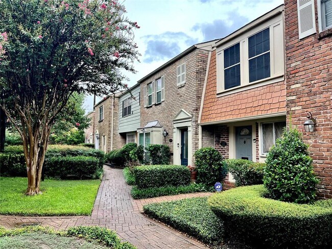Building Photo - 6485 Burgoyne Dr.