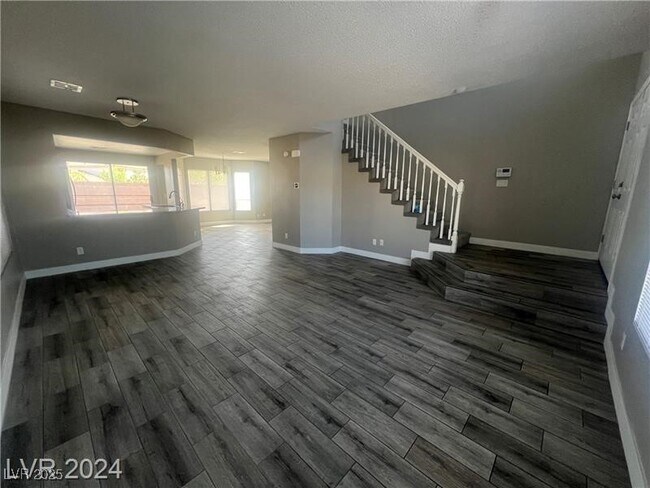 Foto del edificio - 1424 Lodgepole Dr