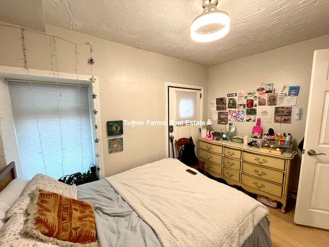 Building Photo - 89A Hudson St