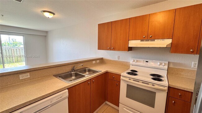 Building Photo - 14226 NW 17th Ave