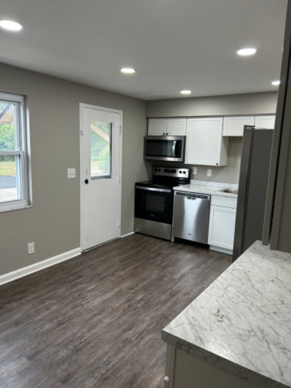 Building Photo - 4937 Kelsch Ln