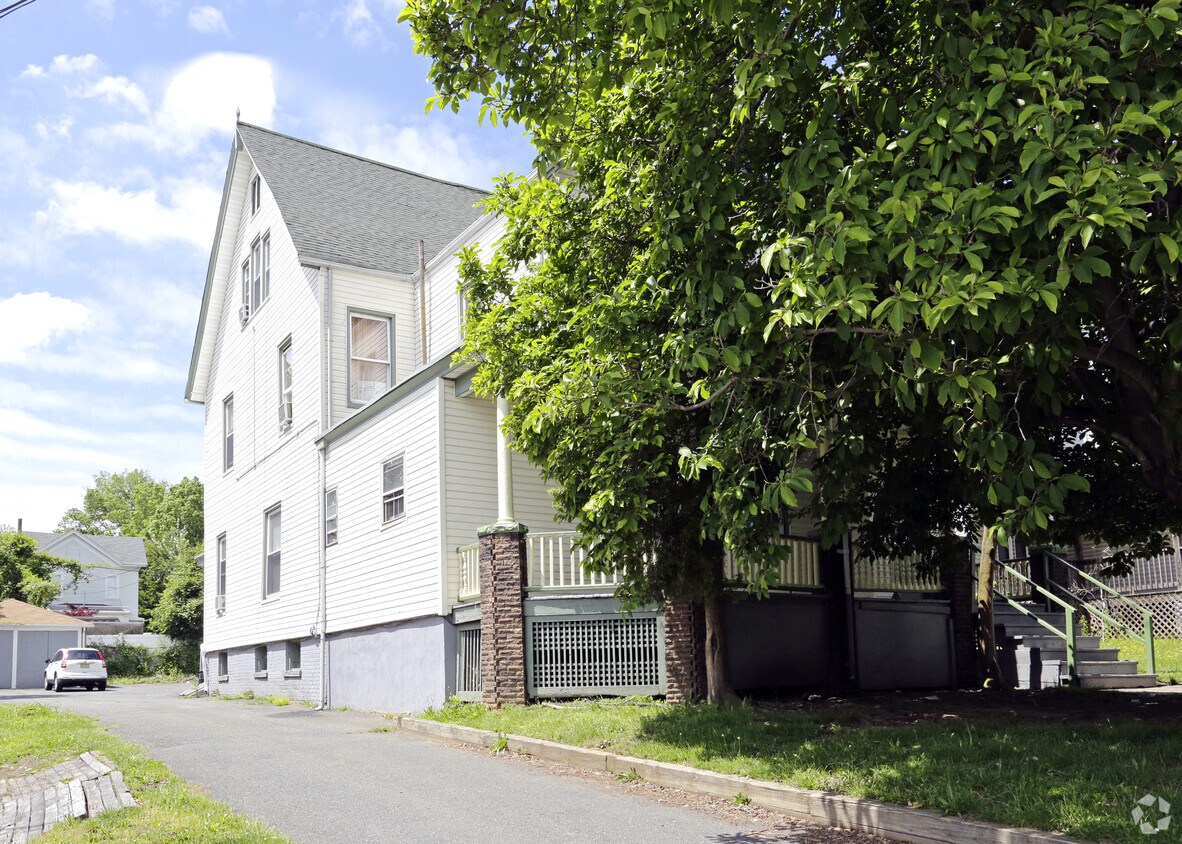 Building Photo - 95 Paulison Ave