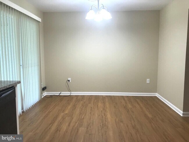 Foto del edificio - 209 Farrell Ln