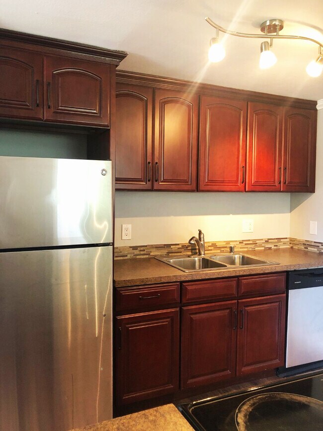 Foto del edificio - 2421 NW 85th St