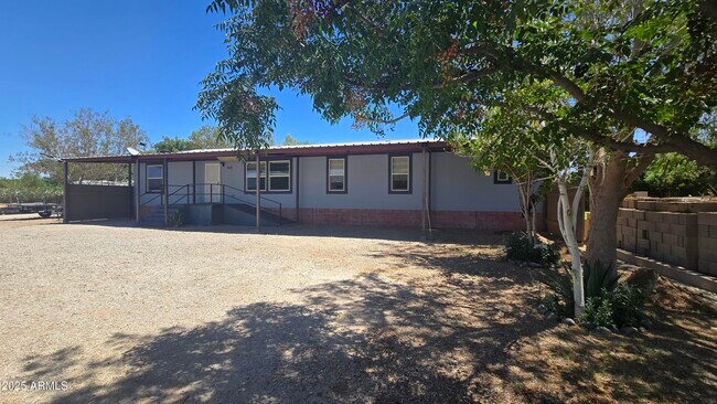 Foto del edificio - 7408 S 197th Dr