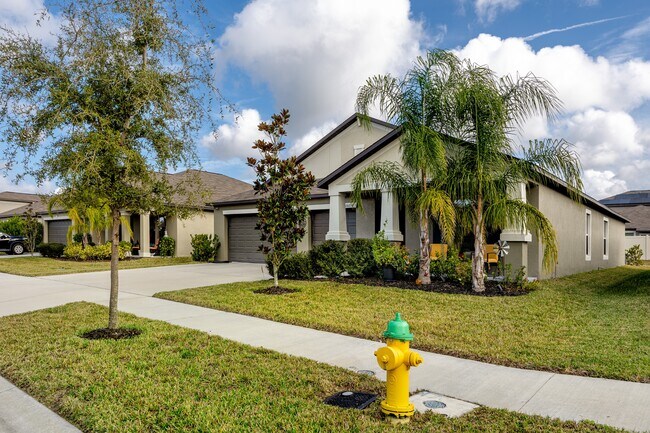 Foto del edificio - 16654 Carlton Pond St