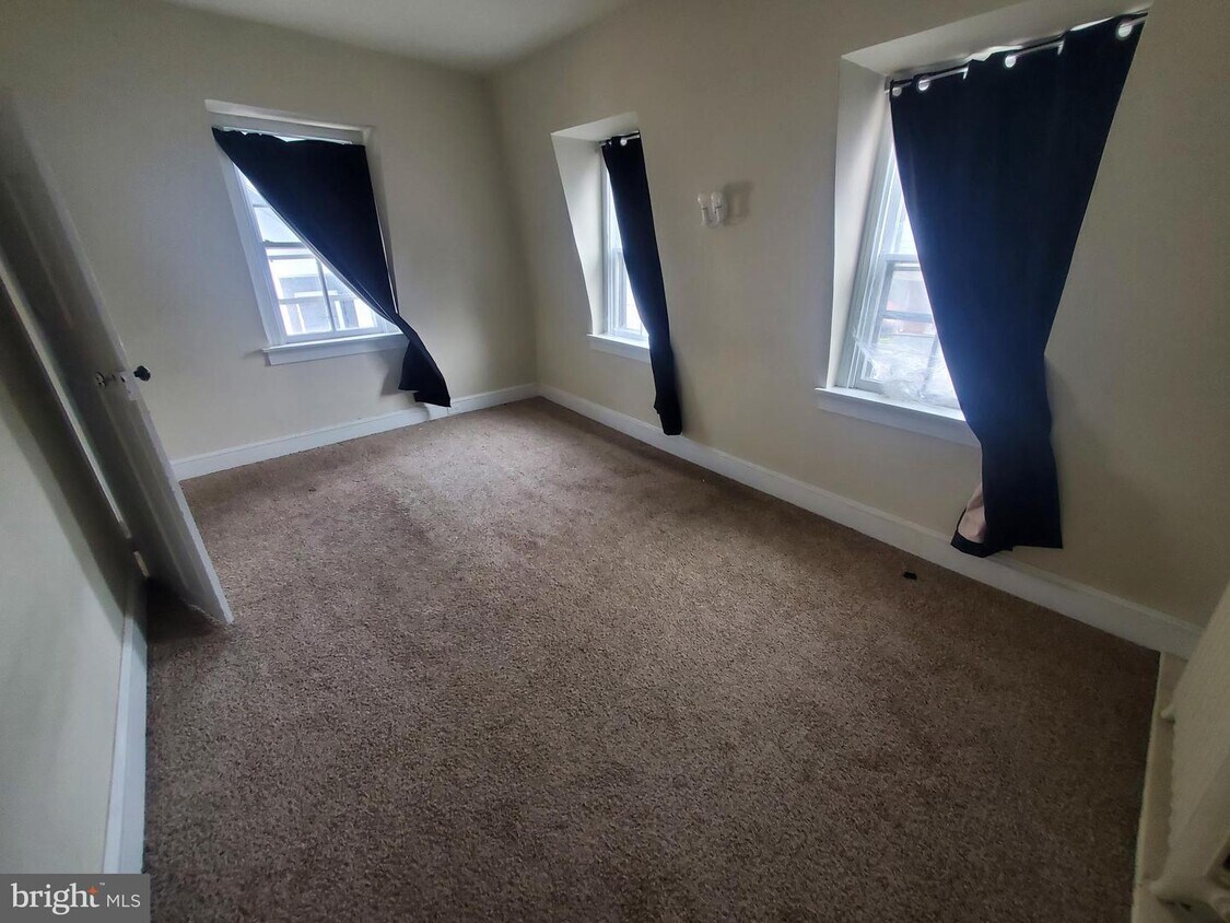 17 E Summit St, Mohnton, PA 19540 House Rental in Mohnton, PA