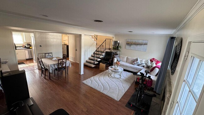 Living Room & Dinning Area - 20734 Devonshire St