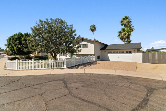 Building Photo - 6508 N 85th Pl