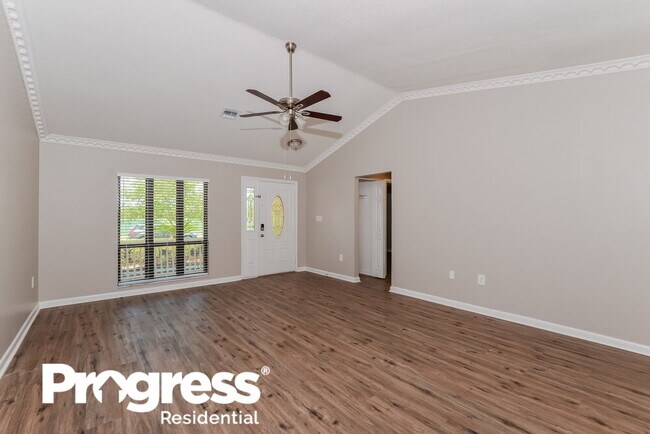 Building Photo - 5202 Royal Oak Dr
