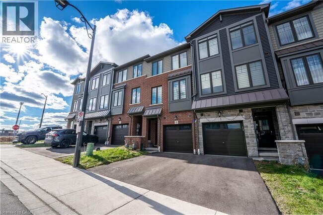 Photo du bâtiment - 10 Birmingham Dr