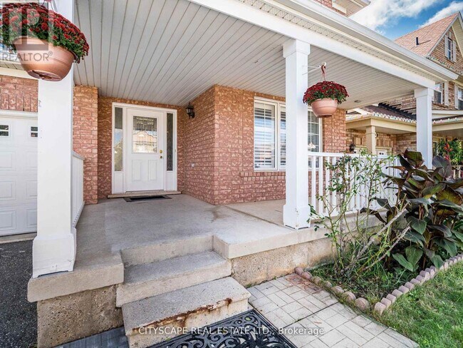 Photo du bâtiment - 1266 Clark Blvd