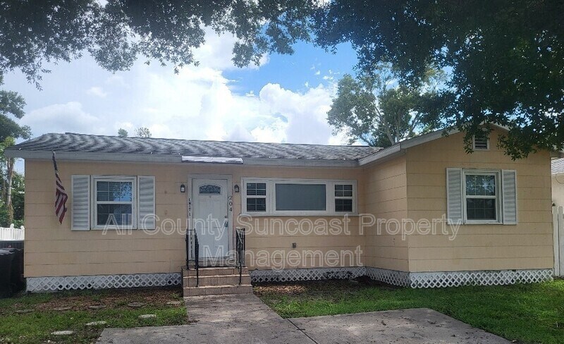 Photo - 204 80th Ave N