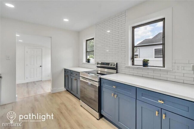 Foto del edificio - 3 br, 2 bath House - 3535 16Th Street N UNIT