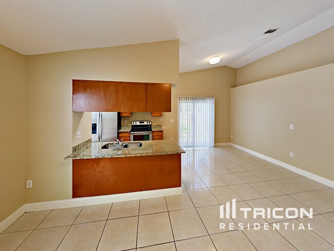 Building Photo - 125 Dovetail Court Apopka FL