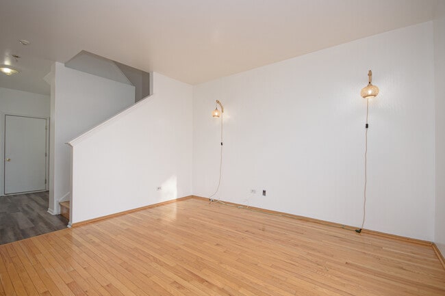 Foto del edificio - 2976 White Thorn Cir