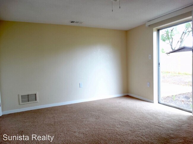 Building Photo - 3 br, 2 bath House - 7714 Fox Hollow Drive