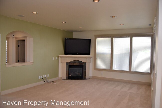 Foto del edificio - 3 br, 2.5 bath House - 5210 N 49th