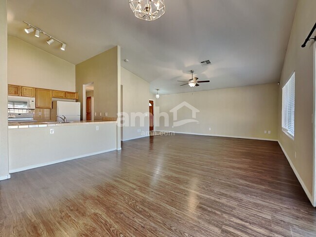 Foto del edificio - 8912 W La Reata Ave