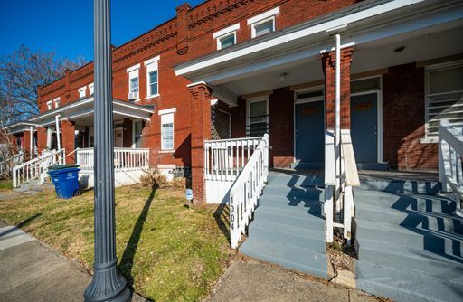 Primary Photo - 1006 McAllister Ave