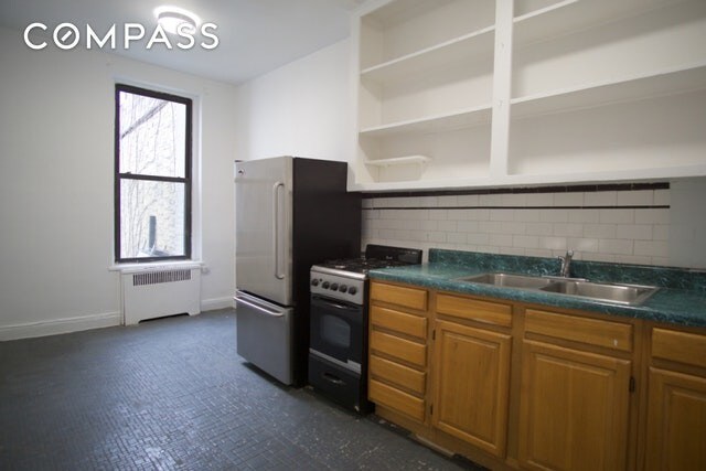 Foto del edificio - 340 Bedford Ave