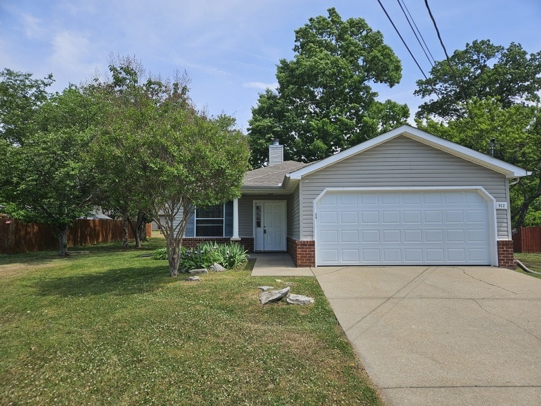 Photo - 912 Seven Oaks Boulevard Unit