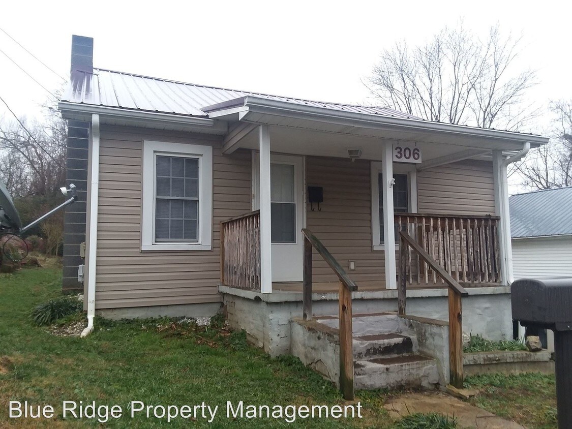 3 br, 1 bath House 306 Tompkins Street House for Rent in Kingsport