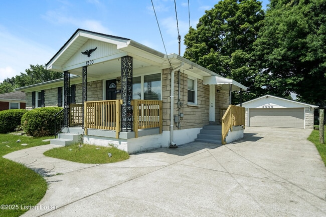 Building Photo - 8300 Pandorea Dr