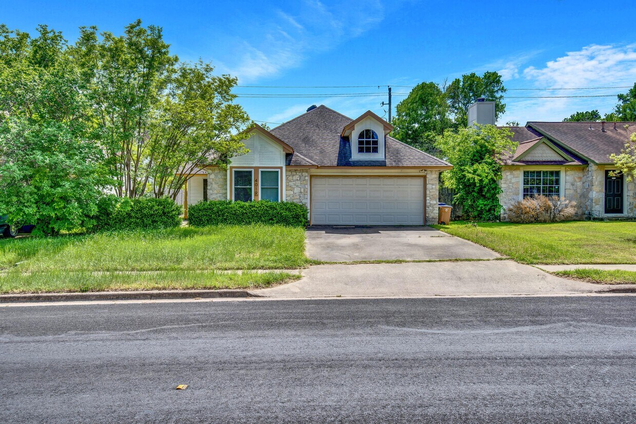 Primary Photo - 4019 Alexandria Dr
