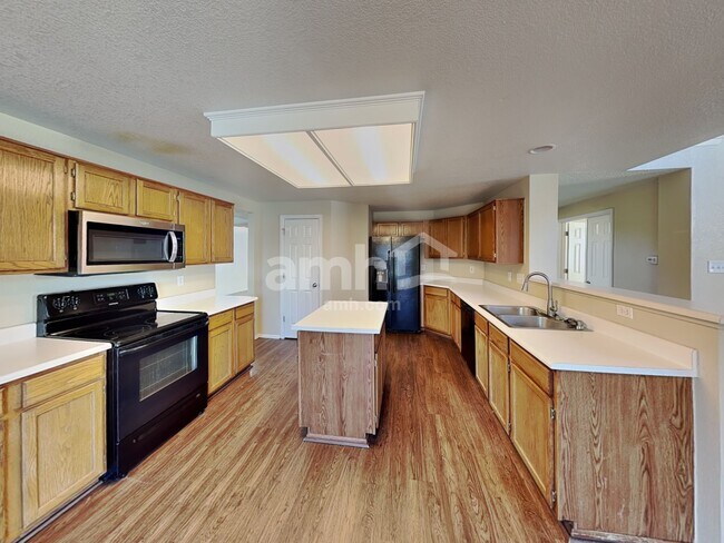 Foto del edificio - 11393 Gray St