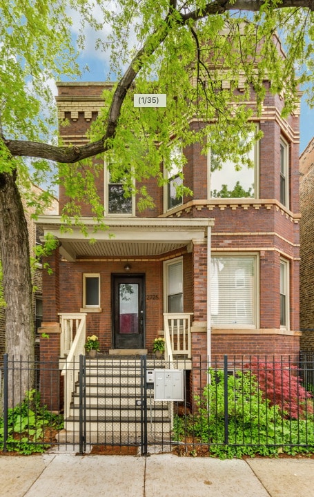 Primary Photo - 2725 N Kedzie Ave