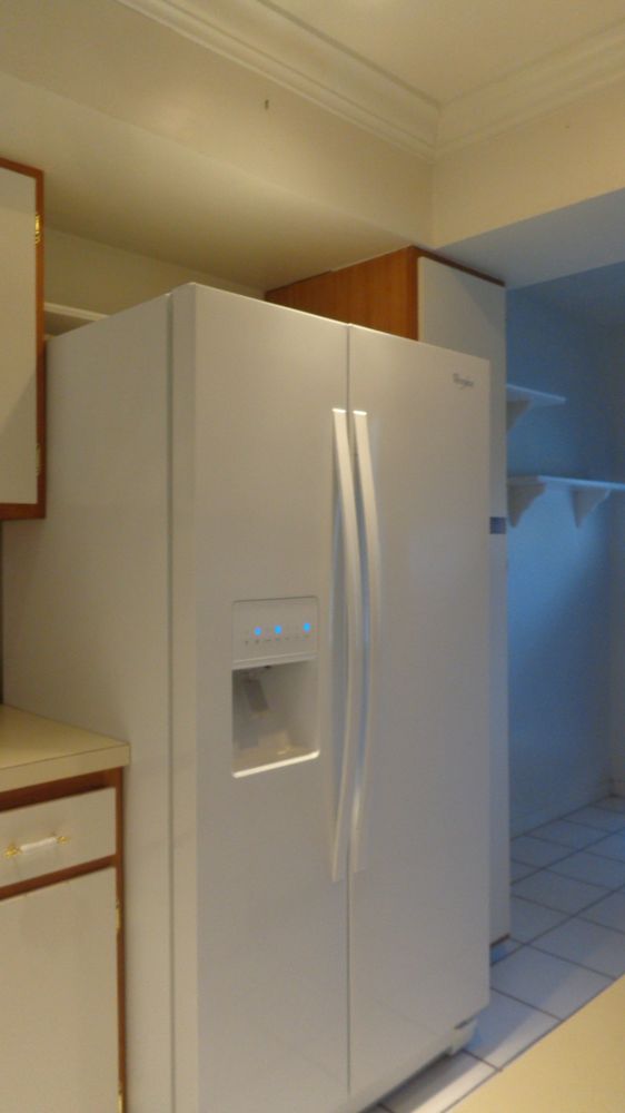 Building Photo - 292 W Sabal Palm Pl
