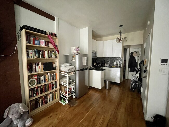 Foto del edificio - 417 E 78th St
