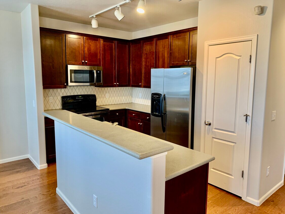 7120 Simms St Unit 206, Arvada, CO 80004 Condo for Rent in Arvada, CO