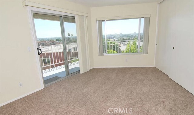 Foto principal - 2120 E Hill St