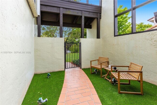 Foto del edificio - 10137 Costa Del Sol Blvd