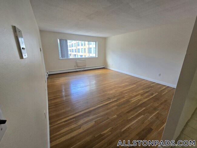 Foto del edificio - 90 Gardner St